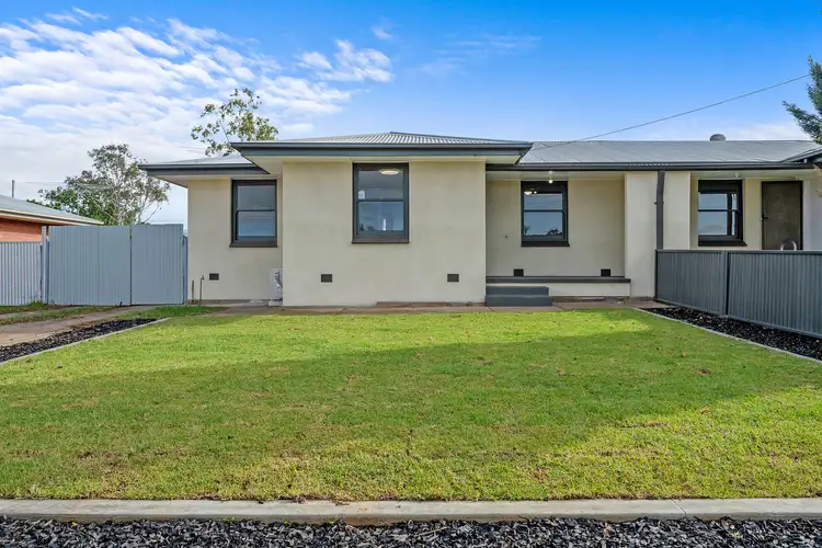 19 Laura Street