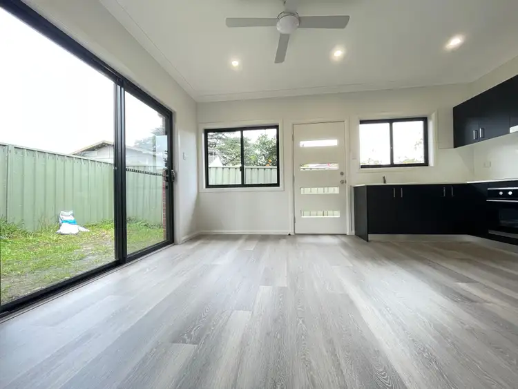 1/164 Belmore Road North, Riverwood NSW 2210