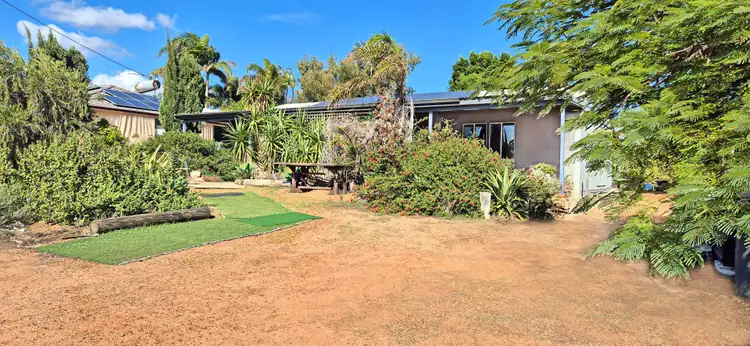9 Chick Place, Kalbarri WA 6536