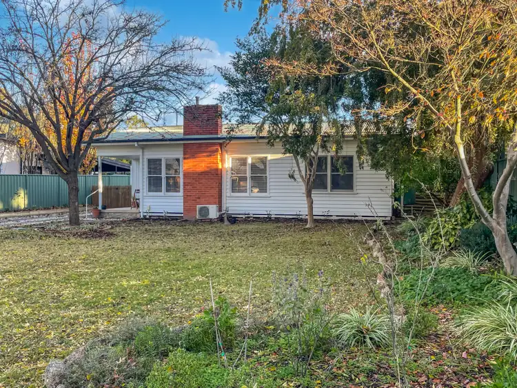 8 Quantrill Avenue, Benalla VIC 3672