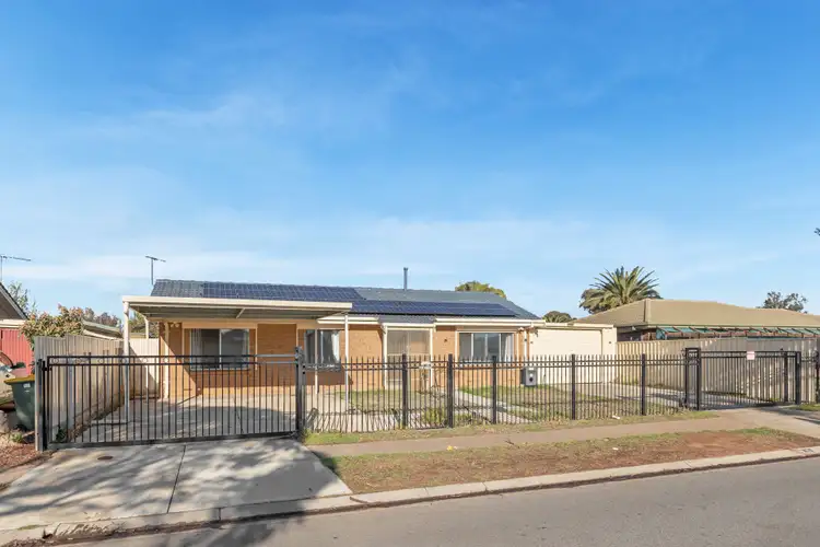 16 Barton Crescent, Burton SA 5110