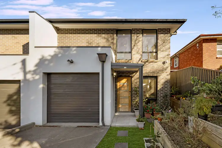 17 Donington Avenue, Georges Hall NSW 2198