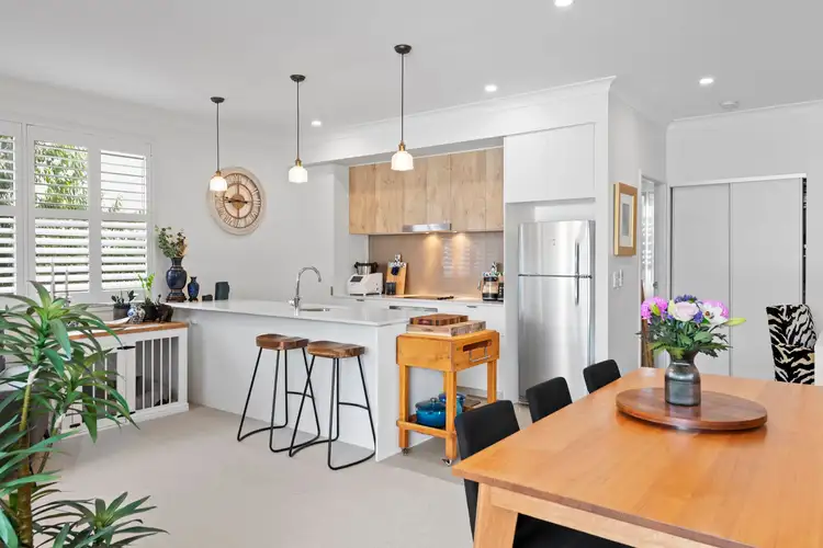 Fifth view of Homely townhouse listing, 27/3031 The Boulevard, Carrara QLD 4211