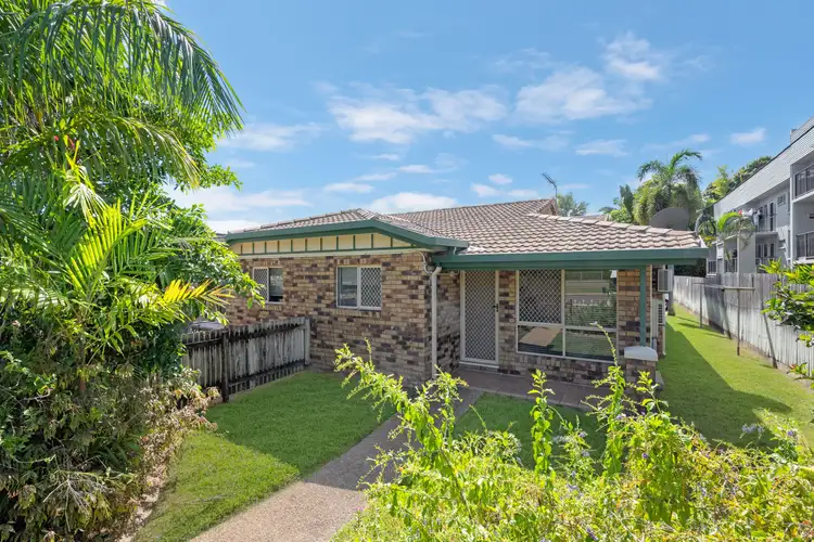 2/7 Rose Street, North Ward QLD 4810