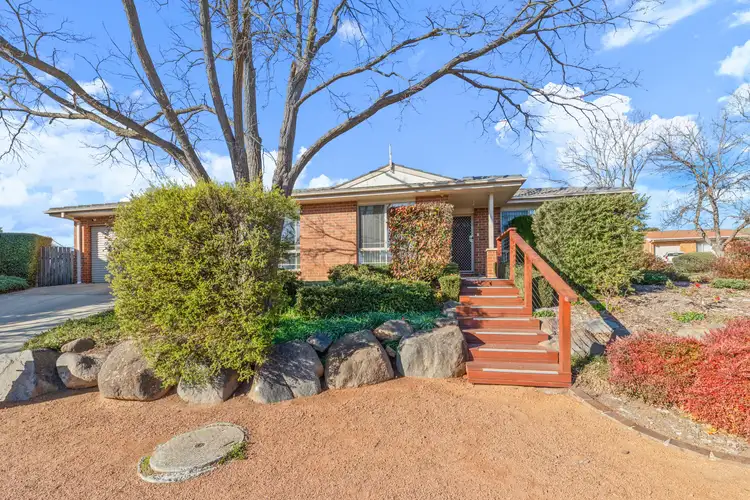 54 Evelyn Owen Crescent, Dunlop ACT 2615