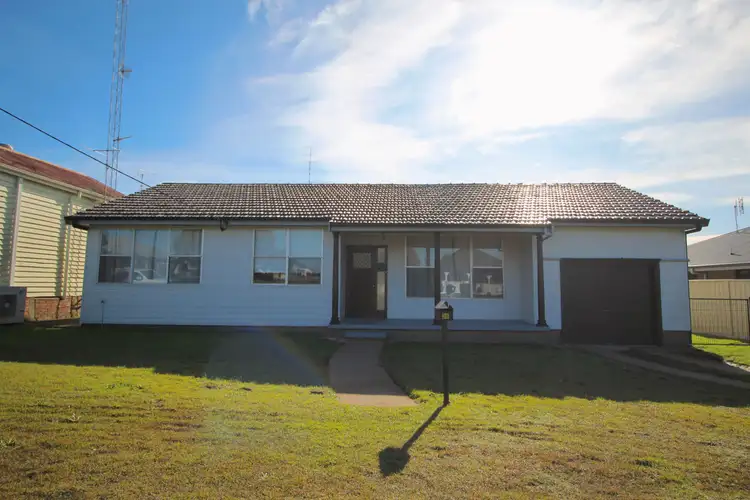26 Mcfarlane Street, Cessnock NSW 2325