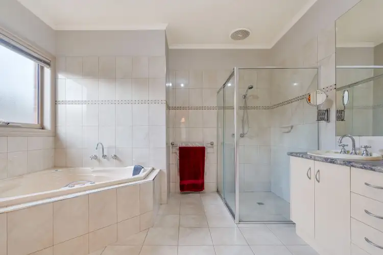 Fourth view of Homely house listing, 4 Lilac Close, Craigieburn VIC 3064