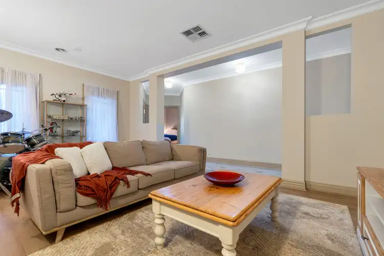 Seventh view of Homely house listing, 4 Lilac Close, Craigieburn VIC 3064