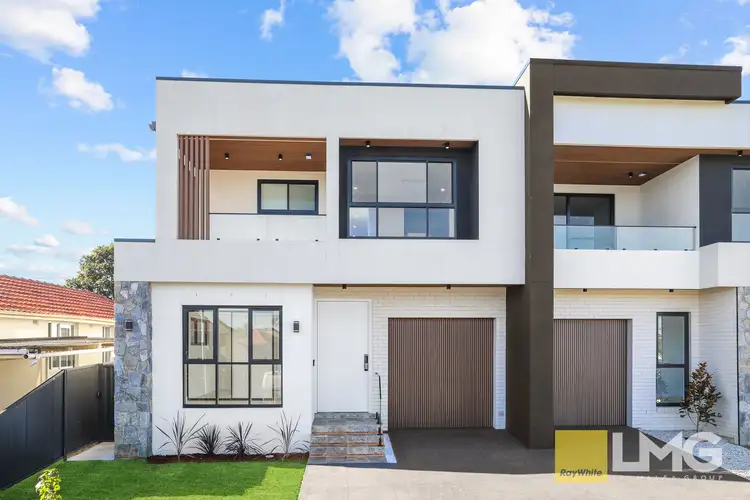 29 Strickland Street