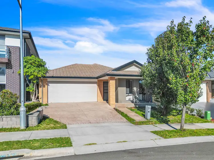15 Sowerby Street, Oran Park NSW 2570