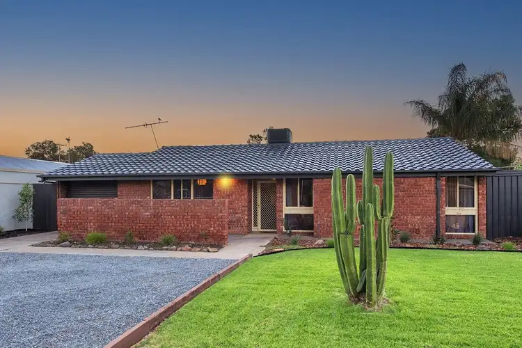 9 Tania Street, Paralowie SA 5108