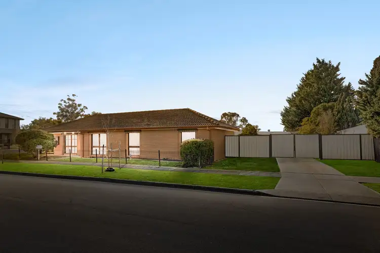 20 Nightingale Drive, Werribee VIC 3030