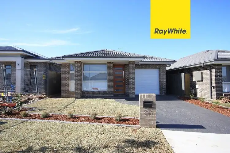 27 Mooney Street, Spring Farm NSW 2570