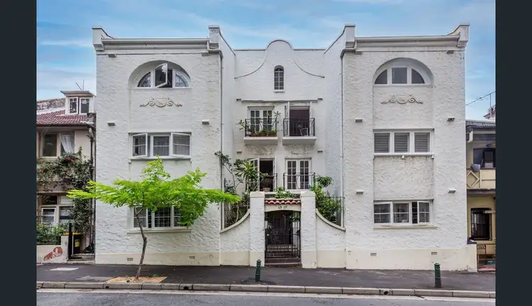 8/13-17 Hughes Street, Potts Point NSW 2011