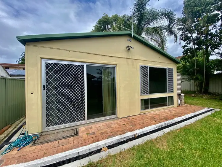 1/263 Taren Point Road, Caringbah NSW 2229