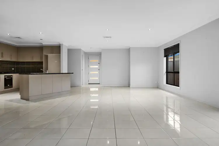 Fifth view of Homely house listing, 6 Wisteria Way, Mildura VIC 3500