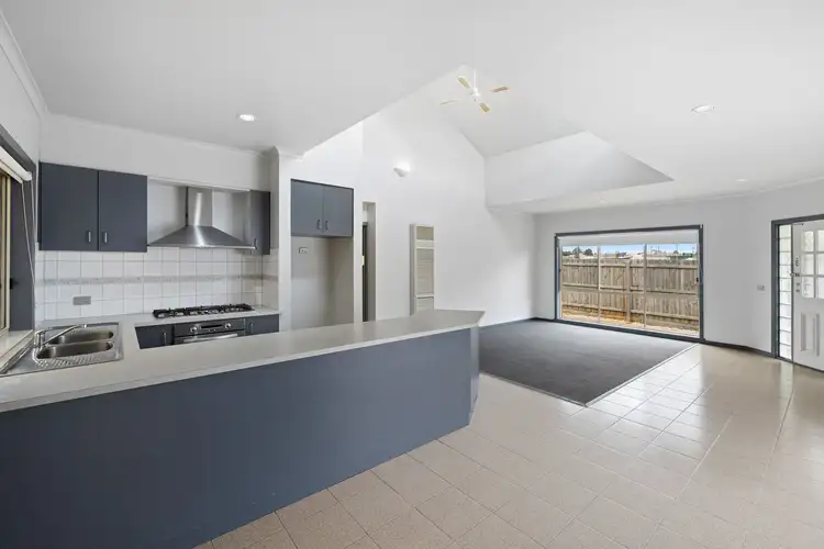 Fifth view of Homely unit listing, 1/86 Hogans Road, Hoppers Crossing VIC 3029
