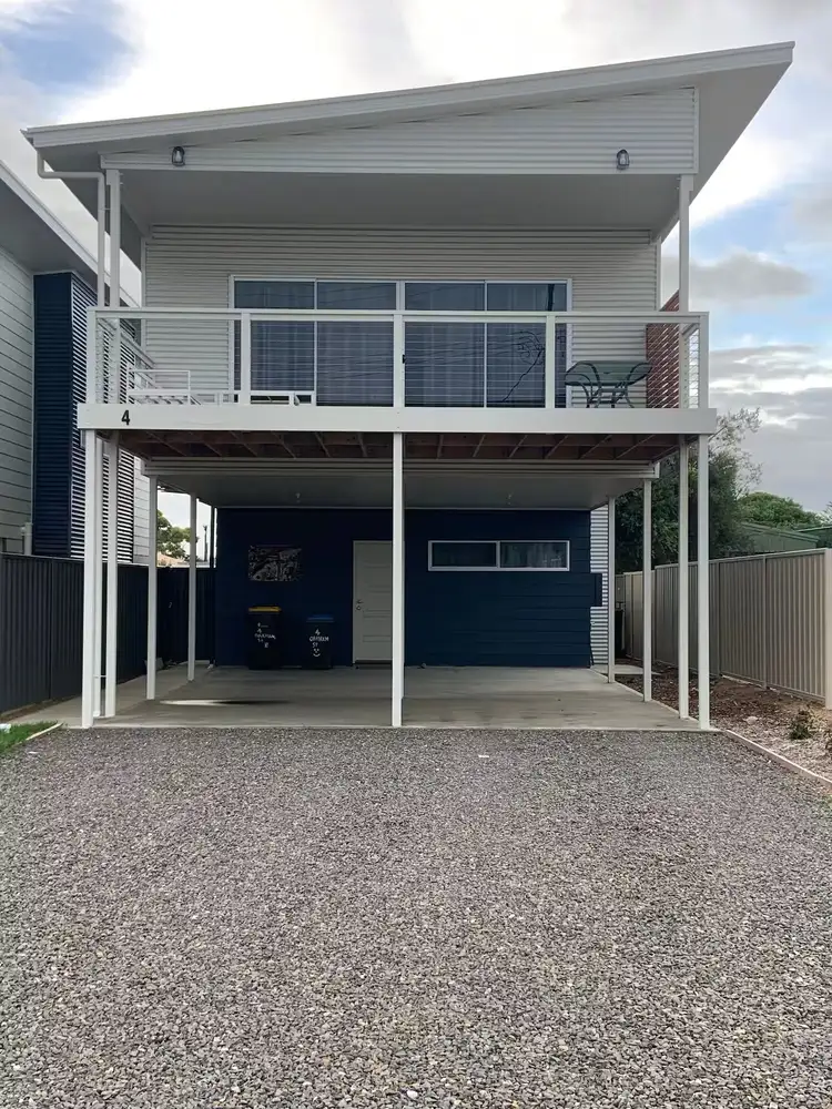 4 Oakham Street, Encounter Bay SA 5211