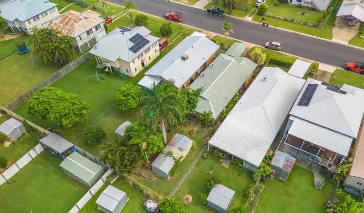 90 Bennett Street, Berserker QLD 4701