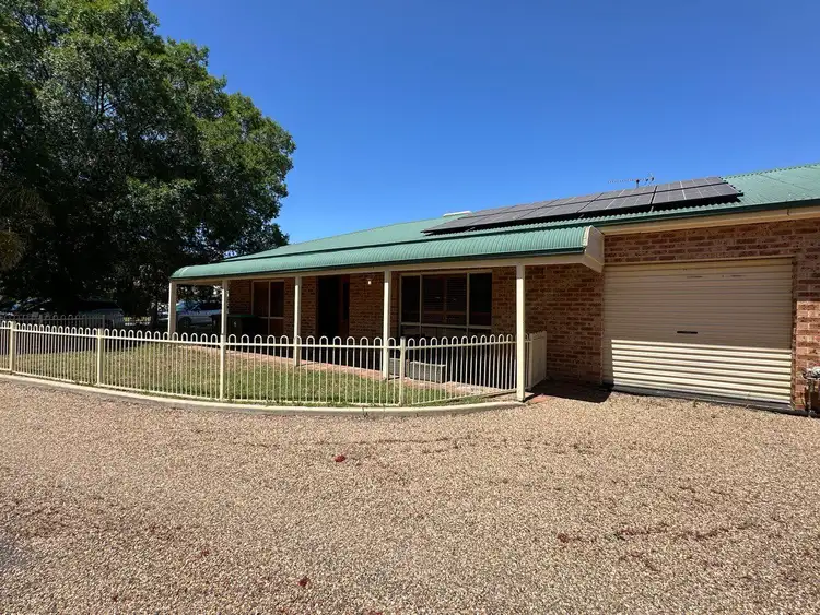 1/122 York Street, Forbes NSW 2871