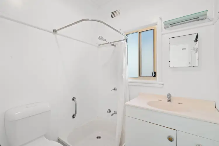 Fifth view of Homely house listing, 26 Jirramba Avenue, Saratoga NSW 2251