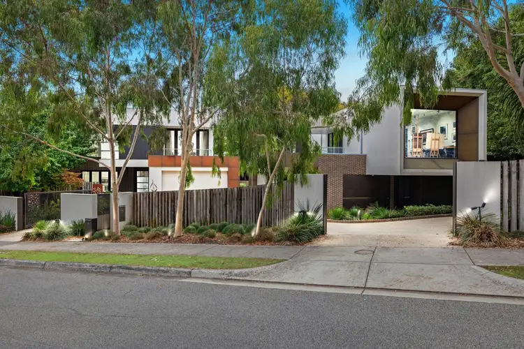 11-13 Miller Crescent, Mount Waverley VIC 3149