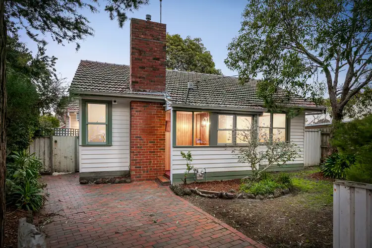 16 Hutchison Place, Coburg VIC 3058