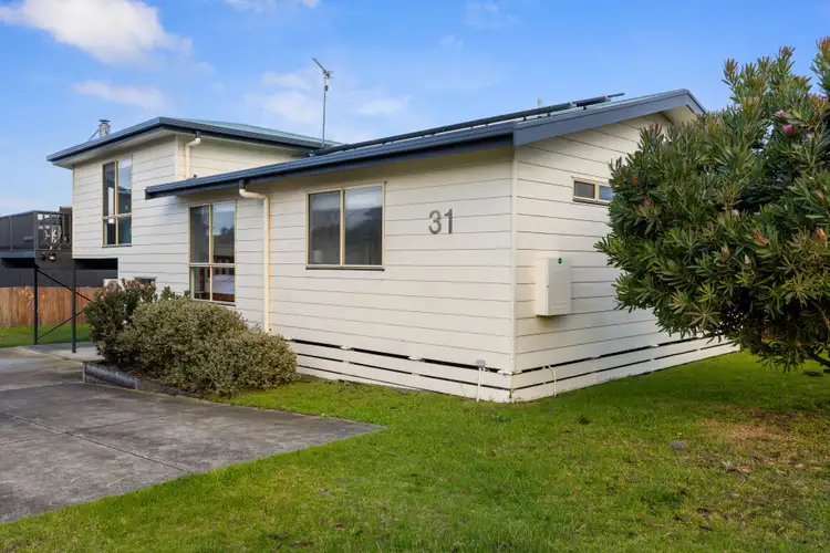 31 Coral Street, Cape Paterson VIC 3995