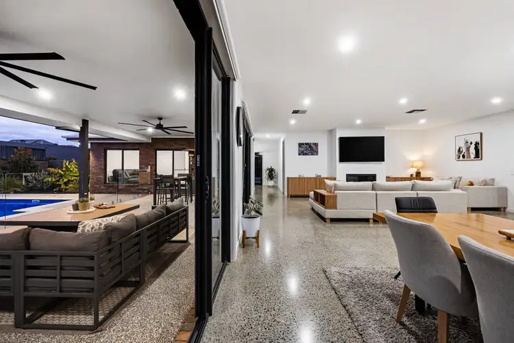 Second view of Homely house listing, 5 Banksia Court, Moama NSW 2731