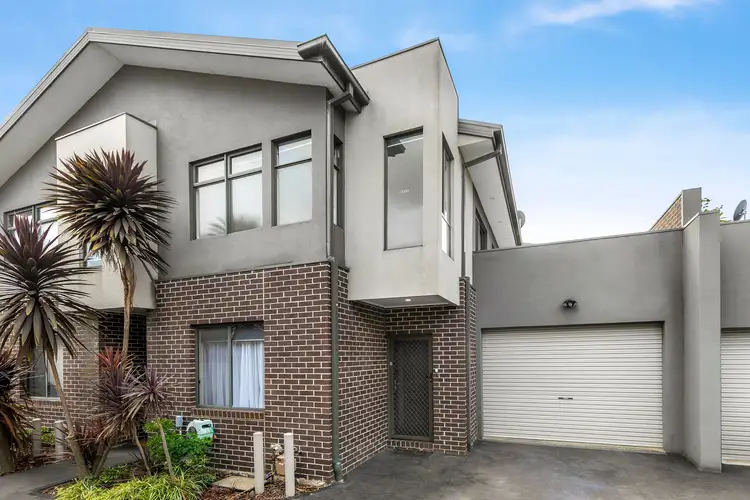 3/8 Stewart Street, Pascoe Vale VIC 3044