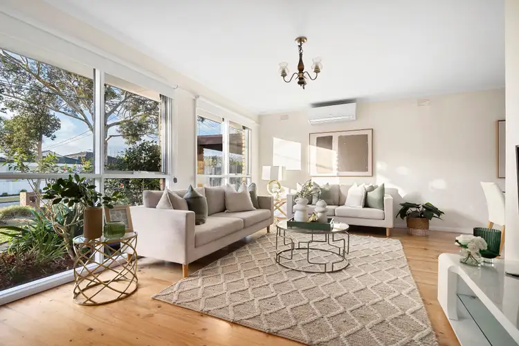 Second view of Homely house listing, 28 Grimwade Crescent, Frankston VIC 3199