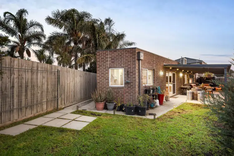 Second view of Homely unit listing, 4/7 Alva Court, Fawkner VIC 3060
