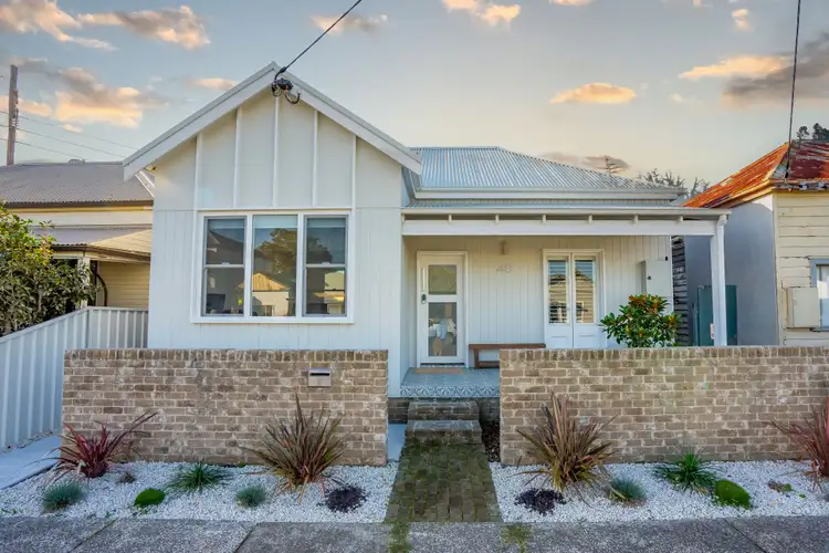 48 Gulliver Street, Hamilton NSW 2303