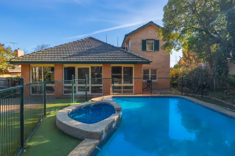 5 Clitus Avenue, Glen Iris VIC 3146