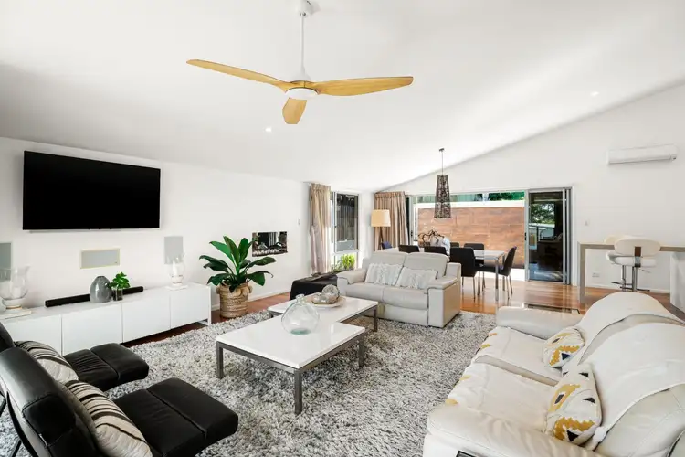 Fifth view of Homely house listing, 7 Susan Close, River Heads QLD 4655