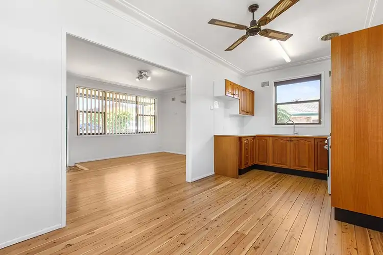 Fifth view of Homely house listing, 30 Yarrum Avenue, Beresfield NSW 2322