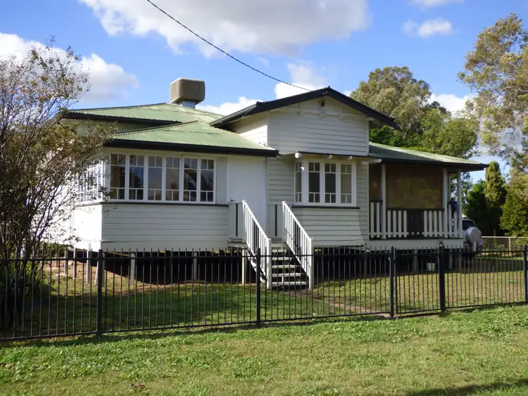 31 Barlee Street, St George QLD 4487