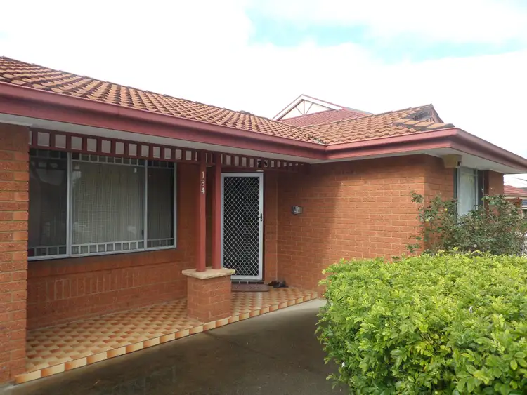 134 Falcon Circuit, Green Valley NSW 2168