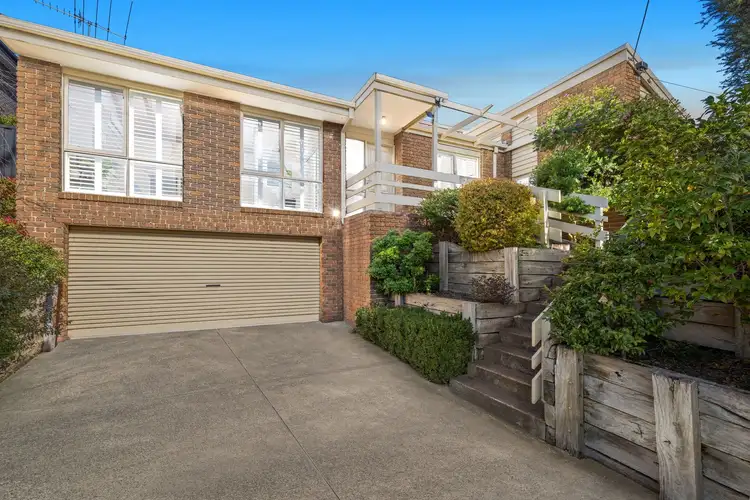 2/10 Alvie Road, Mount Waverley VIC 3149