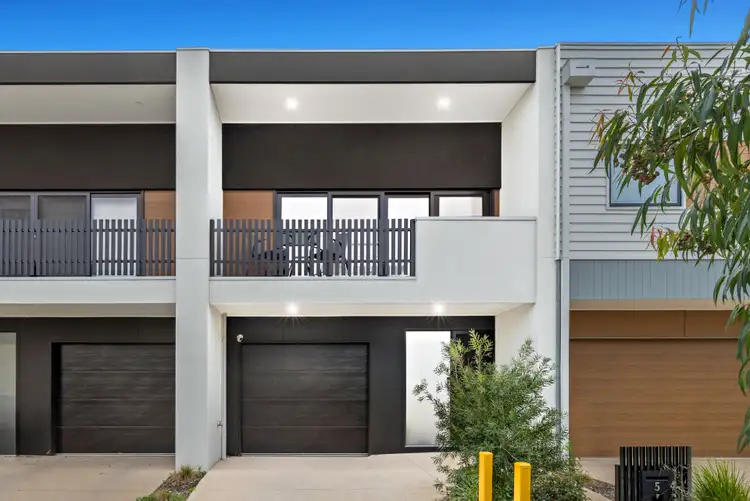 5 Surfers Crescent, Carrum Downs VIC 3201