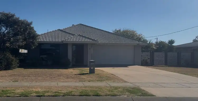13 Hamlyn Road, Oakey QLD 4401