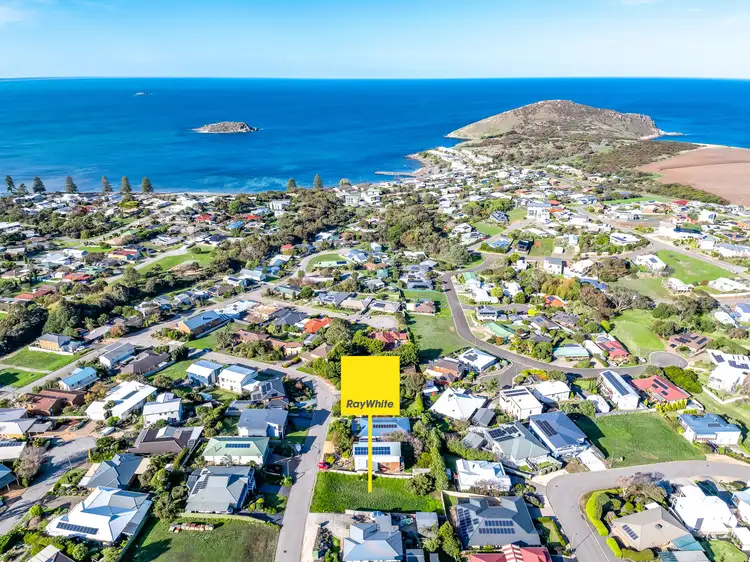 21 Davies Street, Encounter Bay SA 5211
