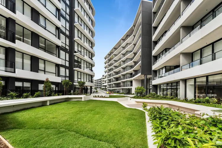2405/6 Sickle Avenue, Hope Island QLD 4212