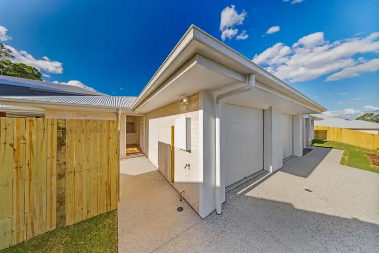 38B Kensington Drive, Southside QLD 4570