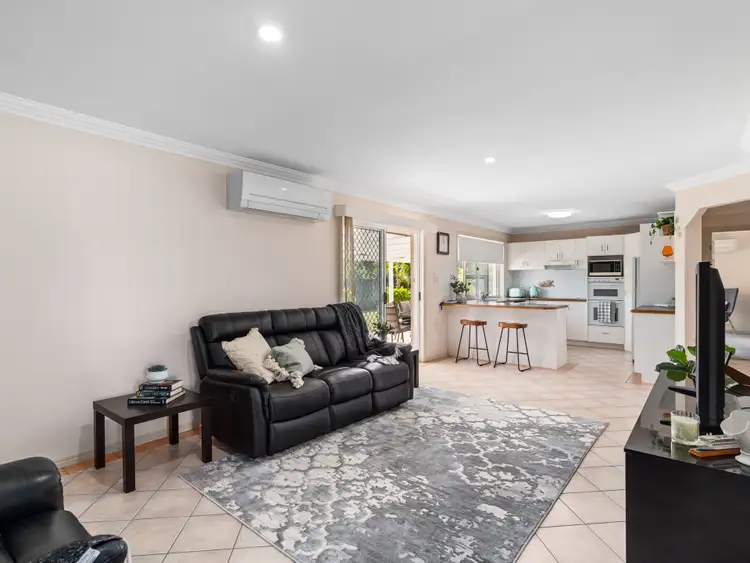 Fifth view of Homely house listing, 2 Abelia Close, Calamvale QLD 4116