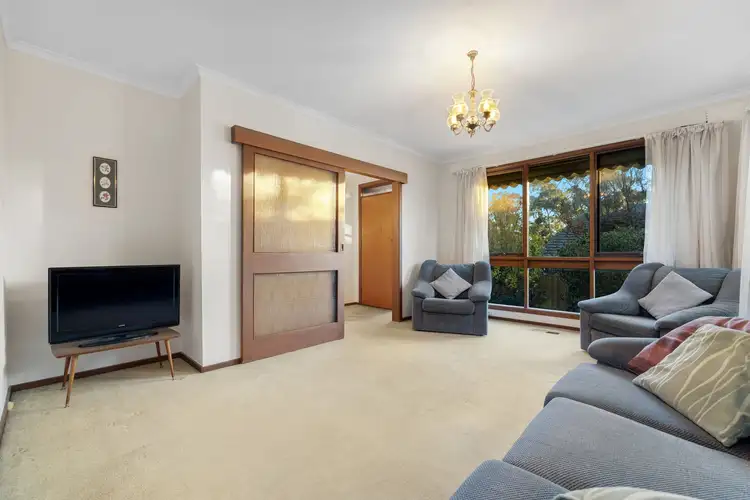 Second view of Homely unit listing, 2/6 Avondale Grove, Mount Waverley VIC 3149