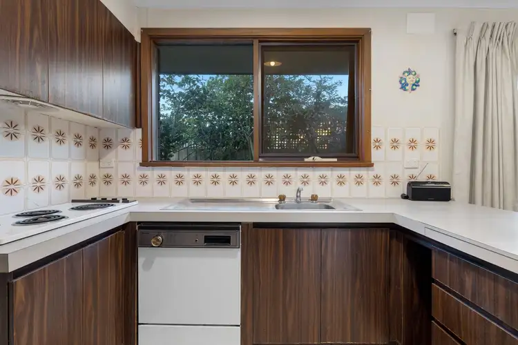 Fifth view of Homely unit listing, 2/6 Avondale Grove, Mount Waverley VIC 3149