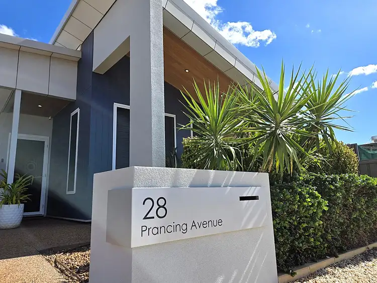 28 Prancing Avenue, Baynton WA 6714