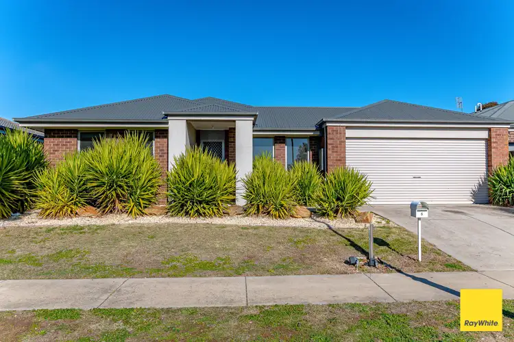 Second view of Homely house listing, 5 Topaz Avenue, White Hills VIC 3550