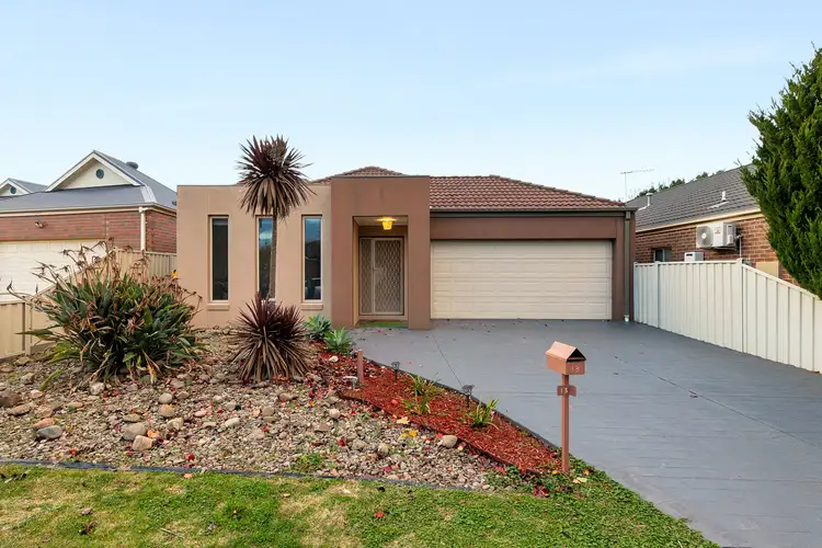 13 Aldercress Close, Craigieburn VIC 3064